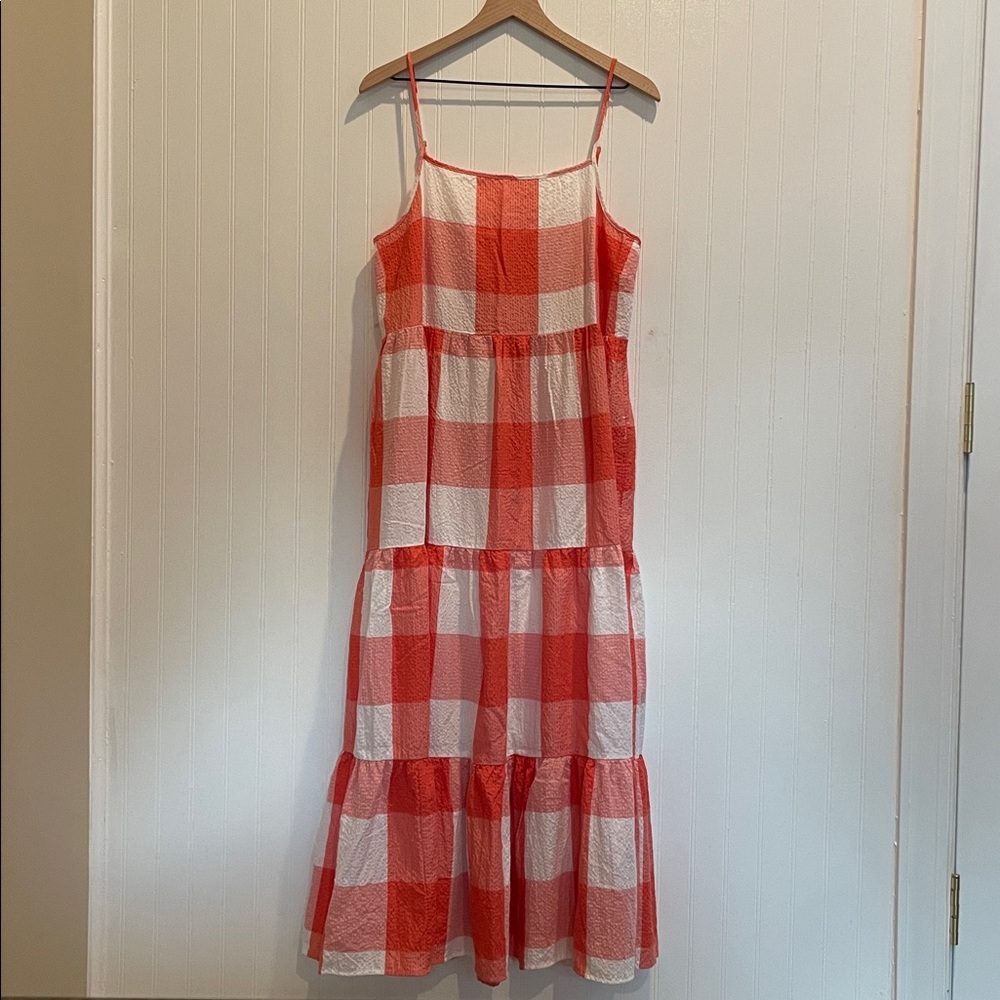 LOU & GREY Gingham Check Tiered Tank Midi Smocked Dress in Coral/White Size L - Picture 8 of 11